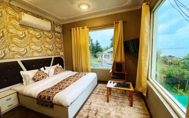 Rozan Jaai Orchard Hotel