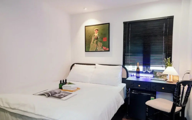 Urban Hotel