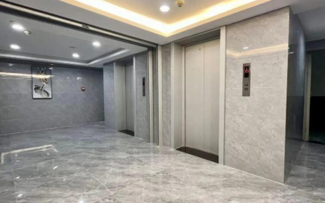 Starway Hotel (Xi'an High Tech Zone)