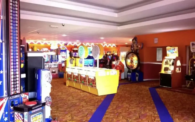 Stunning 3-bed Caravan in Clacton-on-sea