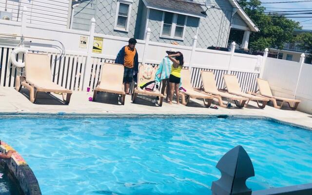 Sea Foam Motel