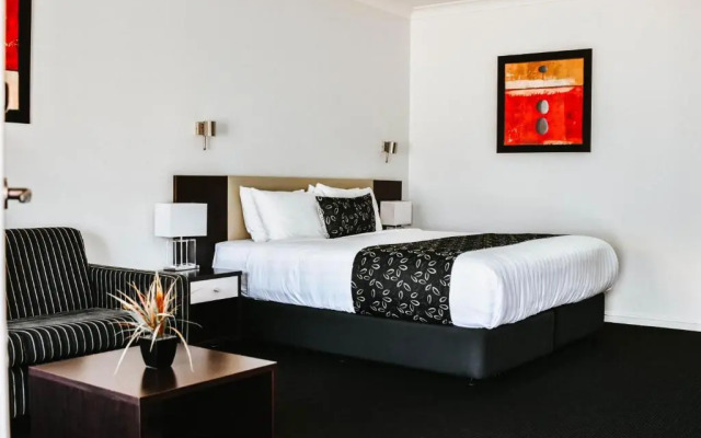 Best Western Charles Sturt Suites & Apartments