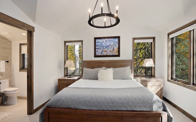 Greenhill Court Chalet