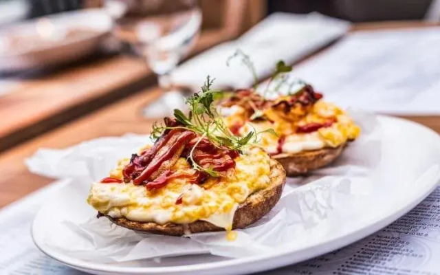 Barok Hotel and Apartments