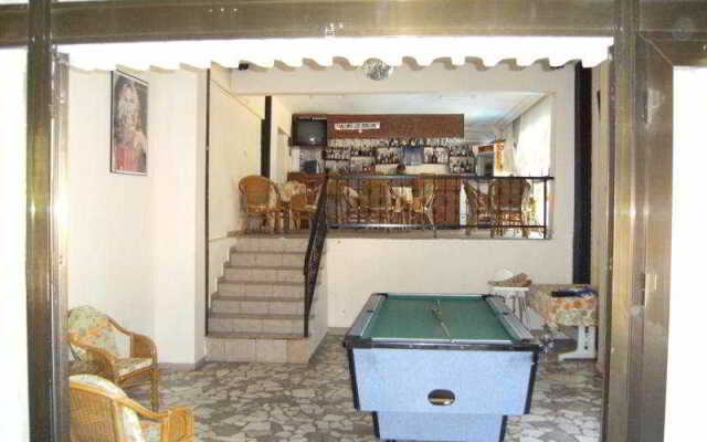 Senaydin Apartments