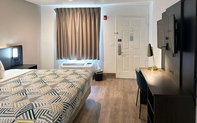 Motel 6 Pooler, GA - Savannah Airport