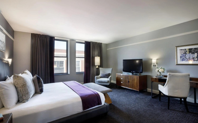 Ambassador Hotel Wichita, Autograph Collection