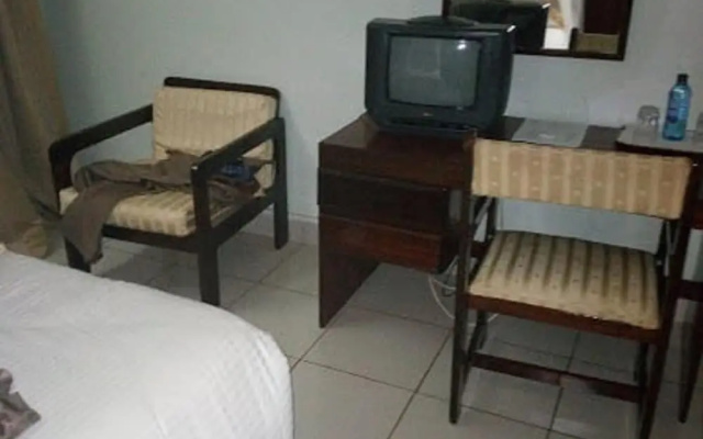 Garden Hotel