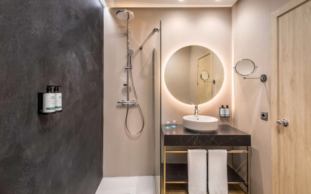 Occidental Sevilla Viapol