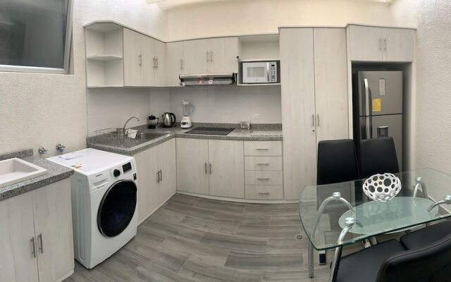 Suite and Apartment Well Located In Quito