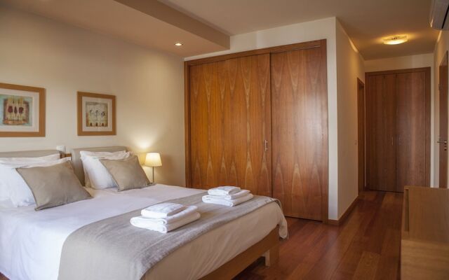 B27 - Luz Bay 2 Bedroom Apartment