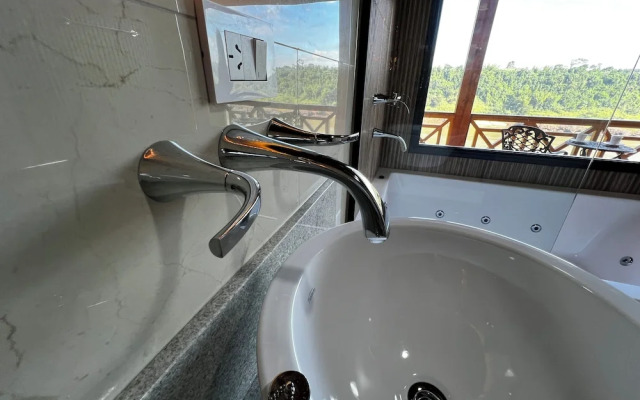 Costa del Sol Iguazú Suites for couples