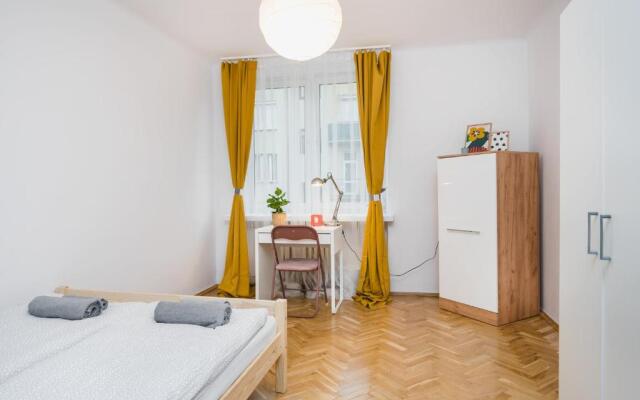 Charming Local Apartment In The City Center