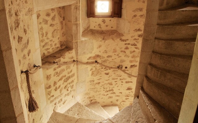 The Priory Pressigny