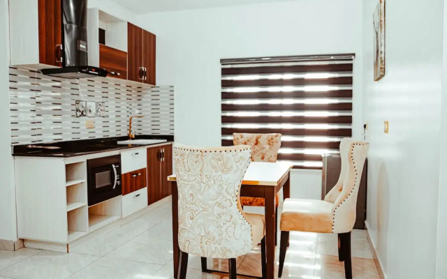 247 Luxury Hotel & Apartment Ajah