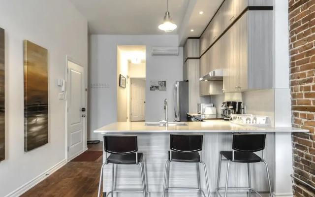 St Laurent Apartments