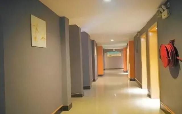 Yuelai Express Hotel
