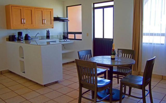 Sunrock Hotel and Suites