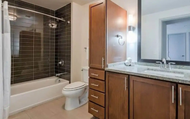 Stunning CozySuites on Elm St. 11