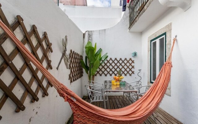 Estrela Patio Apartment By Lu Holidays