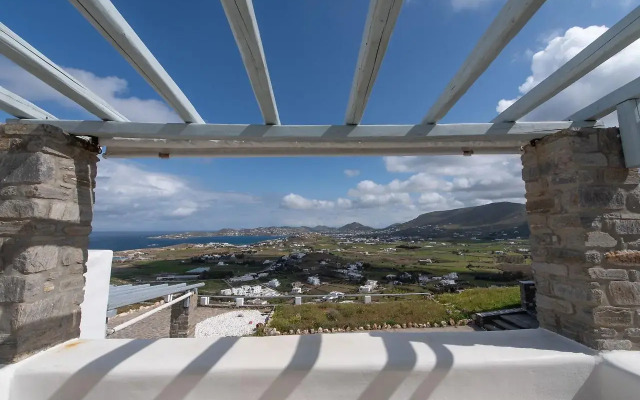 Villa Mira Paros  Luxury Suites