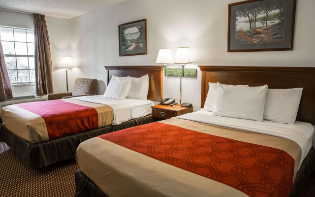 Econo Lodge Crystal Coast