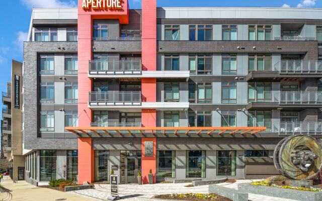 Global Luxury Suites at Reston