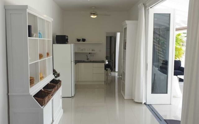 B&B Curacao nv