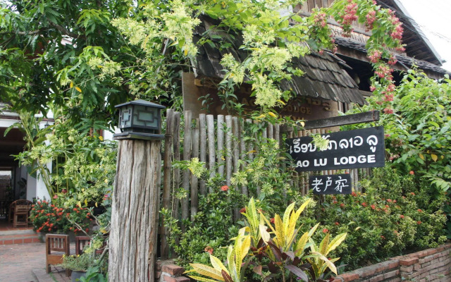 Lao Lu Lodge