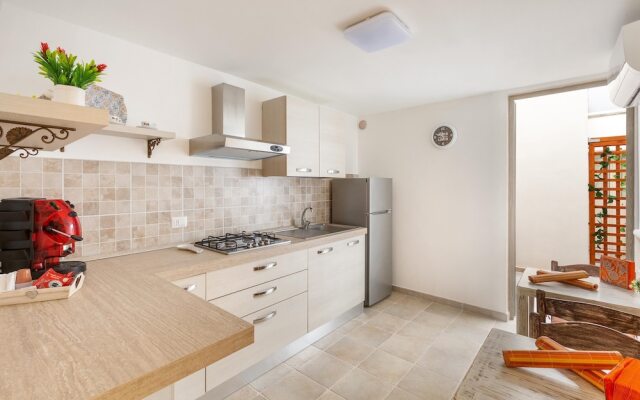 1865 Casina Sofia by Barbarhouse