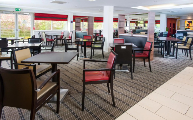 Holiday Inn Express Northampton - South by IHG