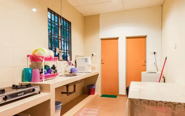 Kota Bharu Family Bungalow Homestay