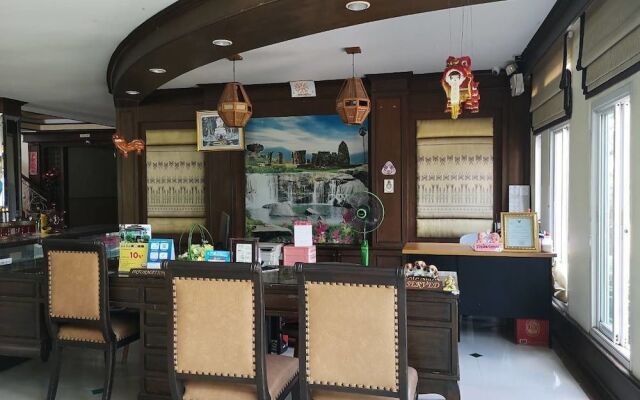 Phusuay Park View Hotel