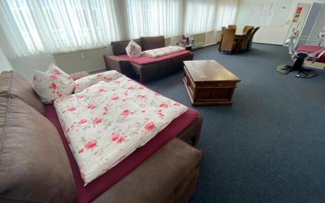 Carli's Bed-No-Breakfast