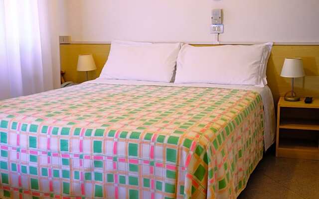 Hotel Desiree
