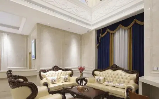 Vienna Hotel(Wenzhou Chashan University City Branch)