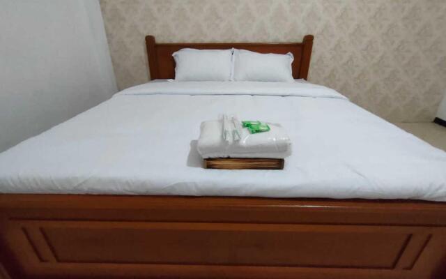 Sans Hotel Queen Batu