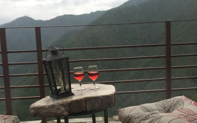 Seclude Ramgarh, 20 Kms Away From Nainital