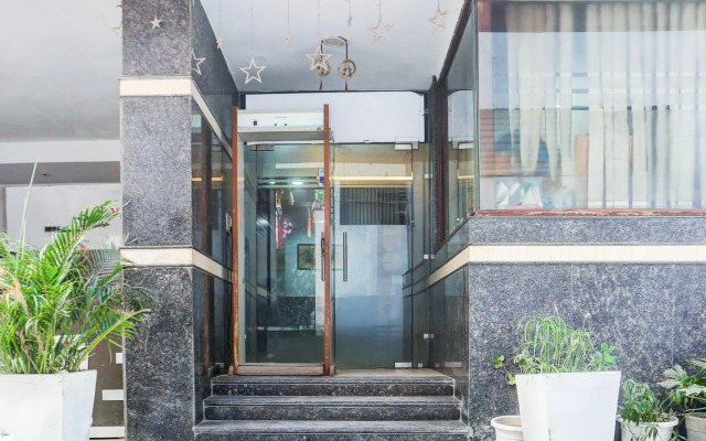 Collection O Mahipalpur Near Airport Formerly Jindal Palace