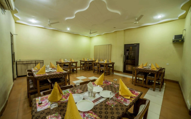 Hotel Empire Gandhidham