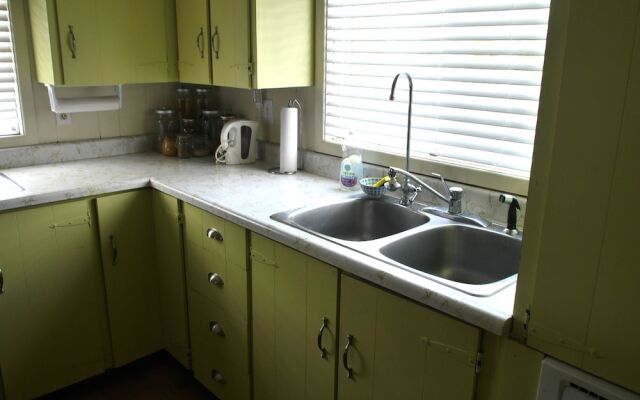 Lake Simcoe Watefront Cottage