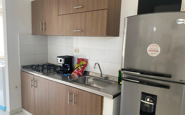 CH1 Bonito apartamento amoblado en condominio RNT 1O8239