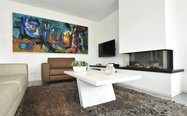 Modern Villa with Hot Tub & Sauna in Harderwijk Flevoland
