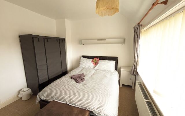 Norwichhouse/ Nearap/ 3bedroom/freep/tv/wifi