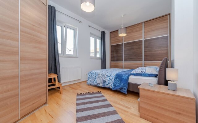 Romantic Oasis modern Apartment