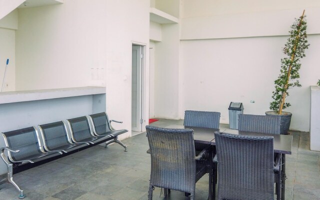 Cozy Stay 2BR Tamansari Mahogany Apartment