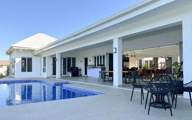 Naisoso Island Villas
