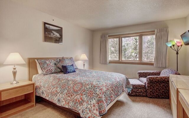 1638 Quicksilver - 3 Br Condo