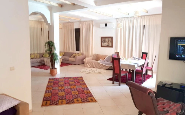 Villa With 3 Bedrooms in Amarrakech, With Private Pool, Enclosed Garde - фото 2