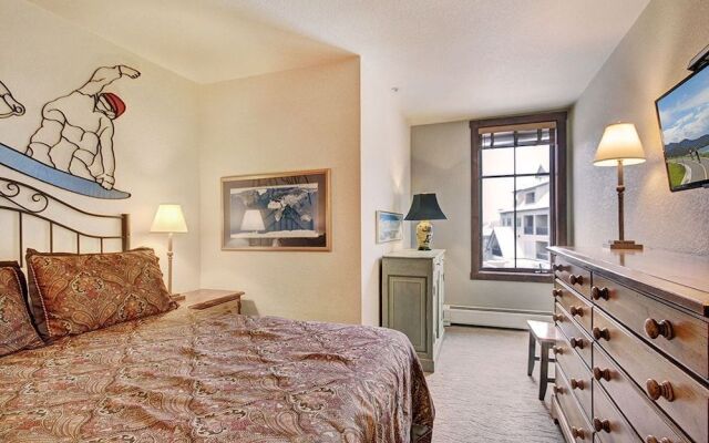 Main Street Station 3307